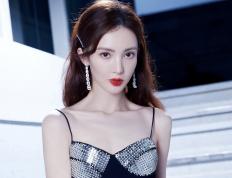 开云体育中国-篮球世界的双重奏，黄蜂主场狂飙突进，德罗赞于北美之巅展露王者风范