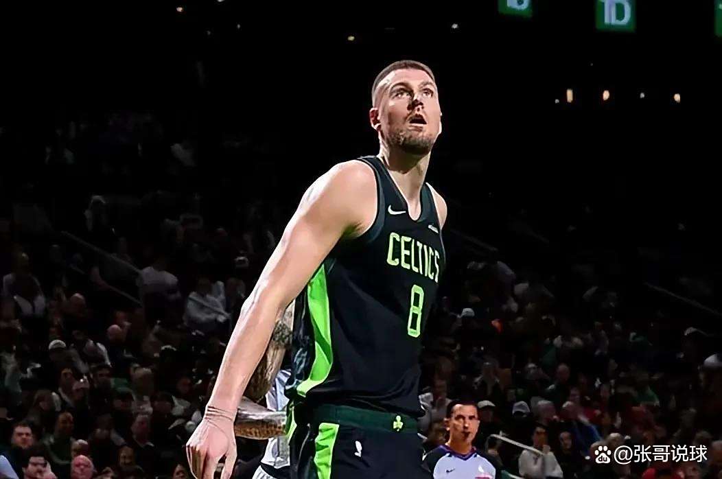 开云平台-凯尔特人逆转雷霆：戴维