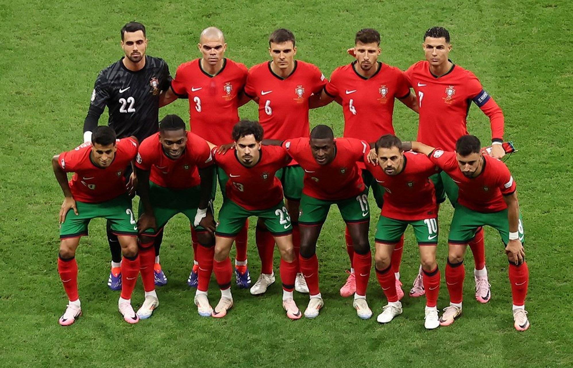 开云平台-包含里昂绝地反击西班牙，罗本打破历史纪录的词条