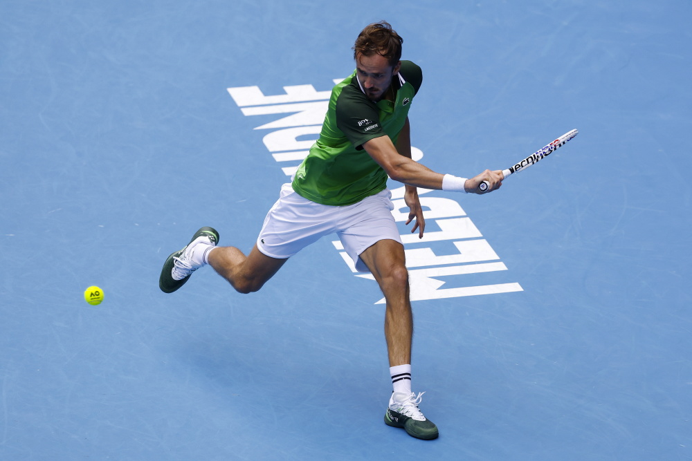 开云体育在线-西班牙网球队险胜欧洲网球队，梅德韦杰夫关键制胜的简单介绍