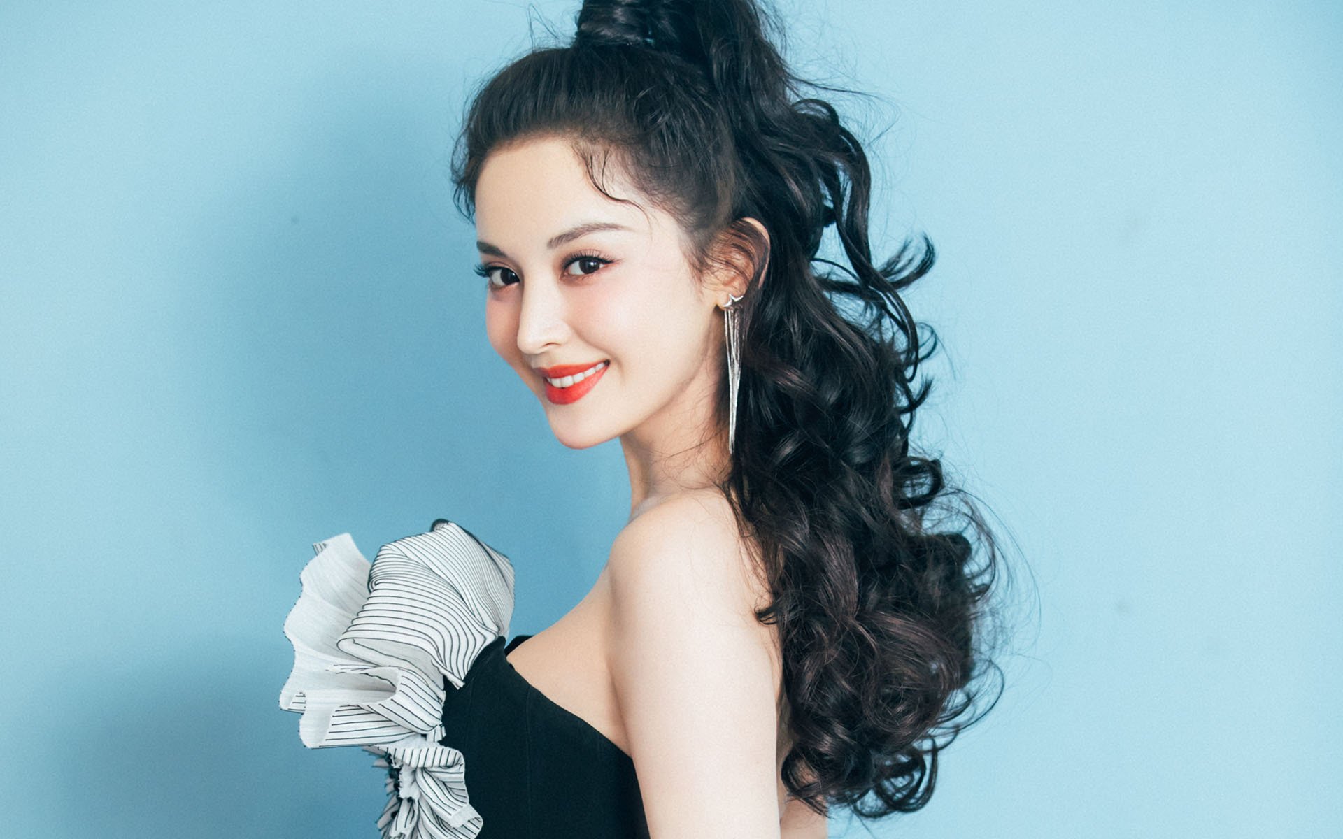 开云体育中国-湖人逆袭！戈贝尔的教科书竟成森林狼败笔