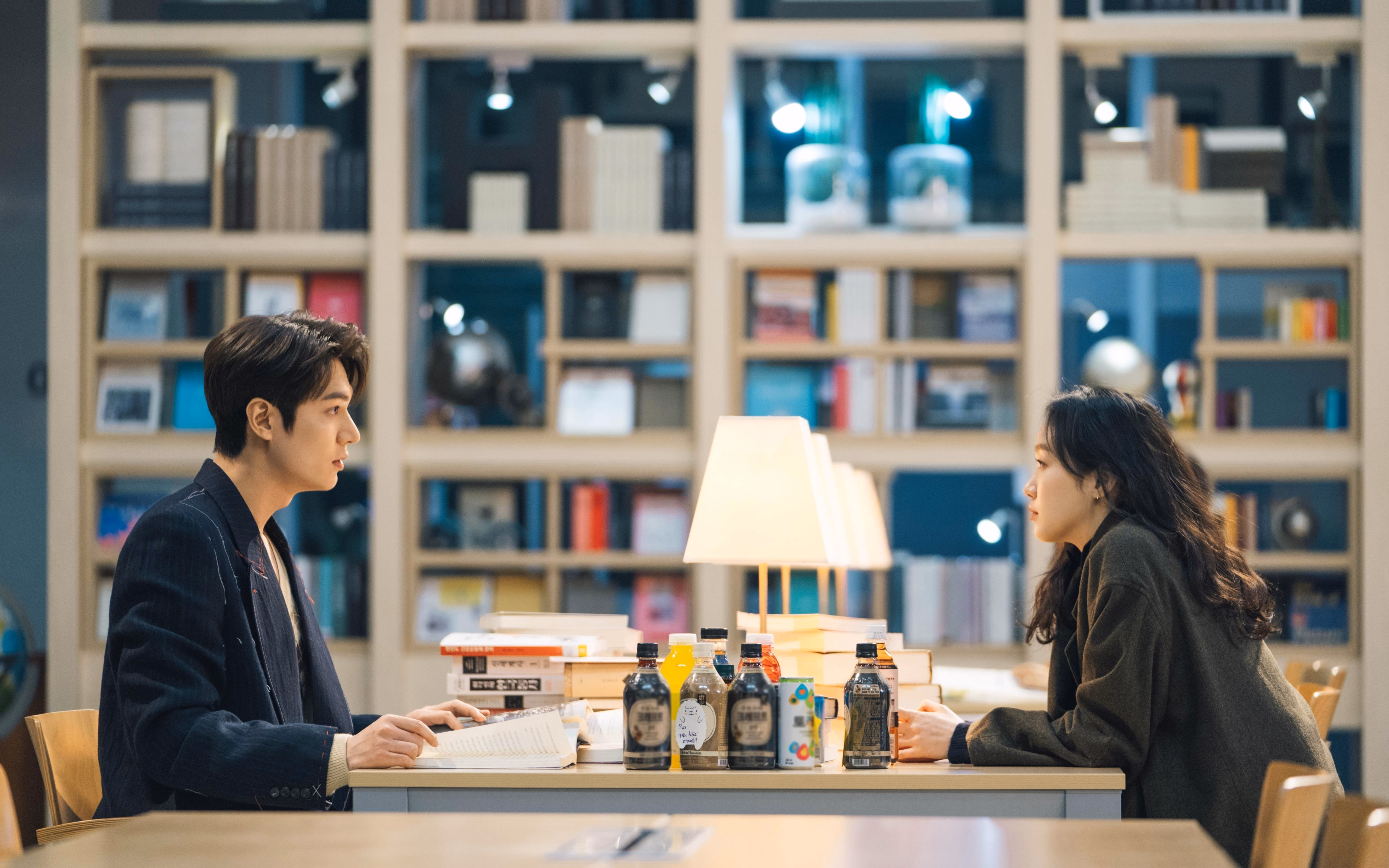 开云体育入口-跨界碾压，当恩比德在F1赛道上接管比赛，开拓者已在篮球场碾过鹈鹕