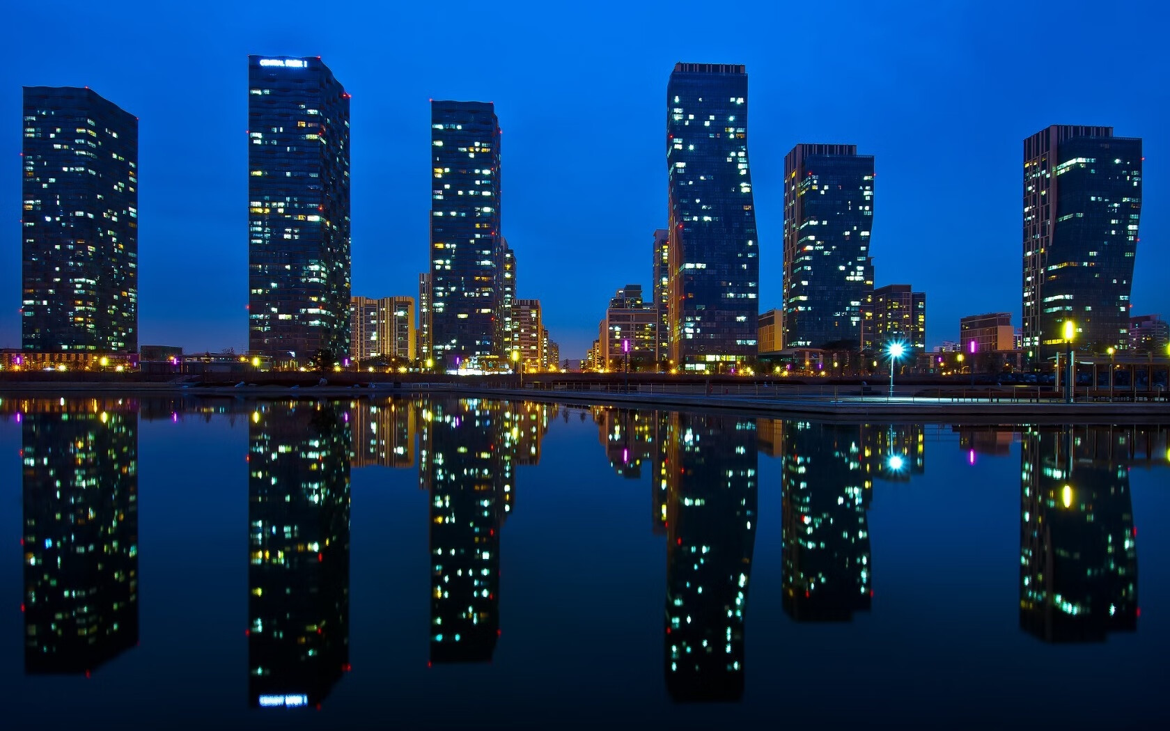 开云官网-哈利伯顿进攻端无人可挡,当魔力超越数据,广东队如何提前终结悬念?