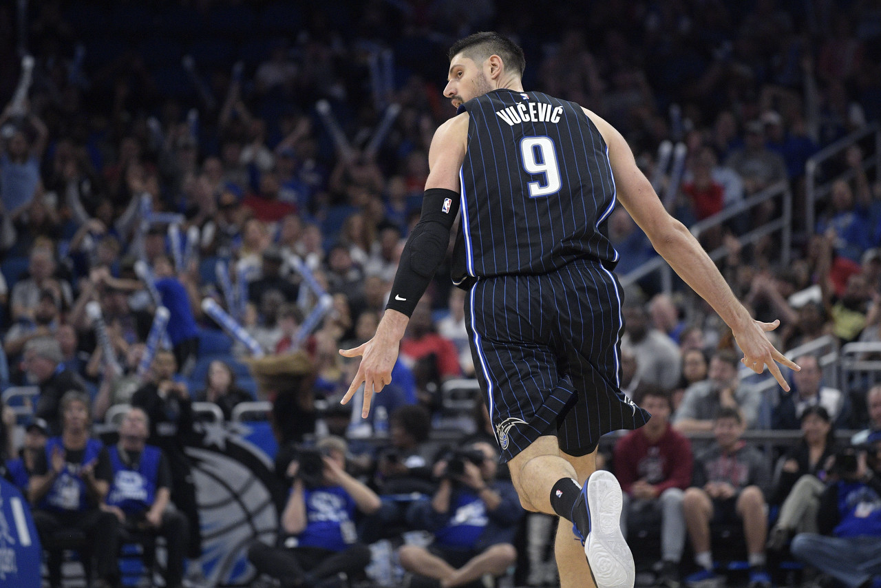 开云官网-骑士完胜掘金，武切维奇刷新纪录