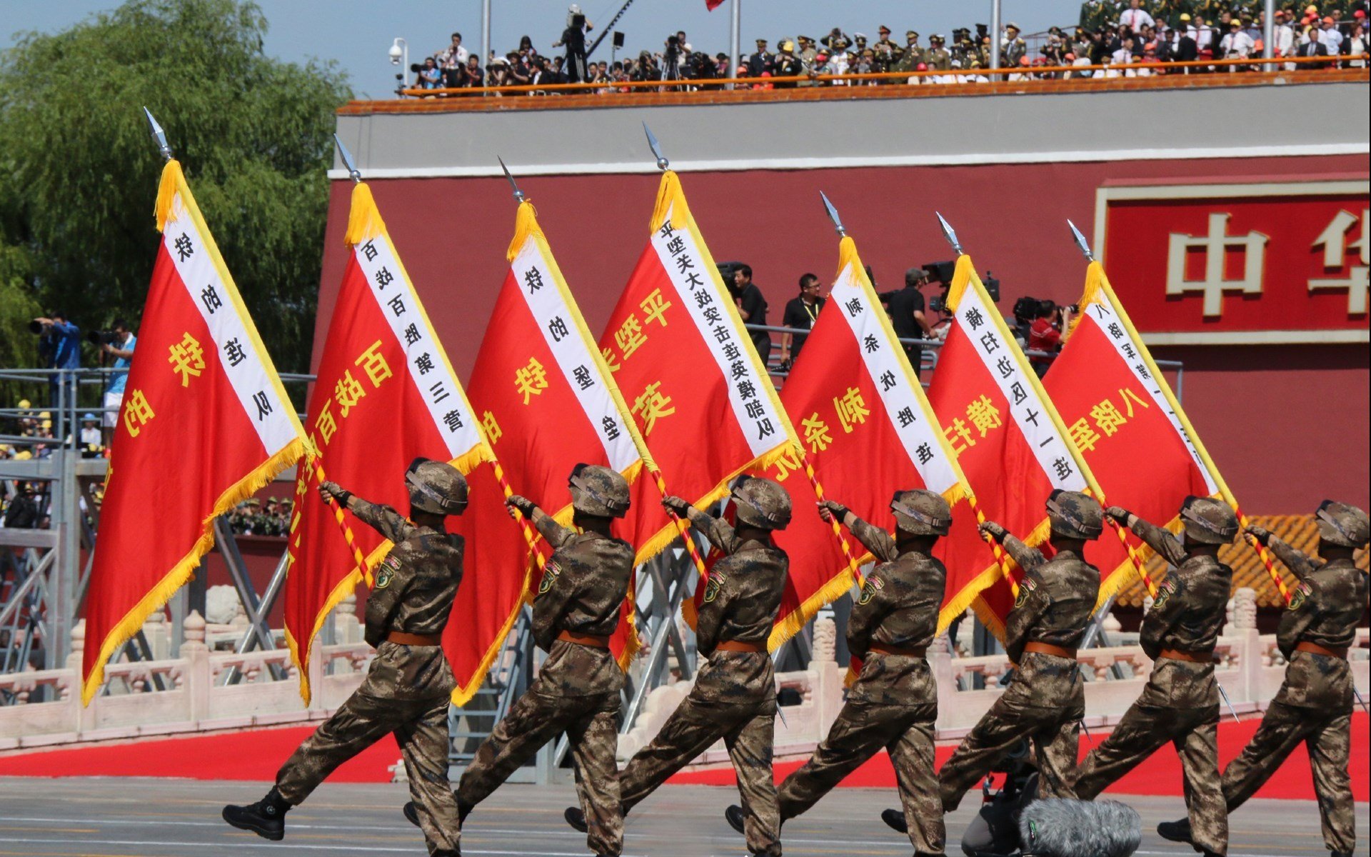 开云体育官网-单节轰垮黄蜂只是序曲，浓眉在黑暗中凿出的光才是硬仗真理