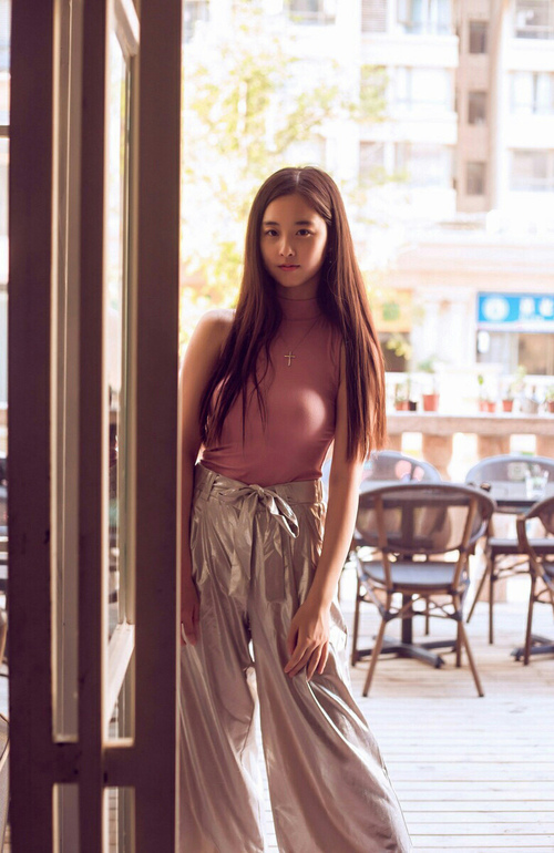 开云体育在线-暗夜与救赎之光,拉文在欧冠绝境中闪耀