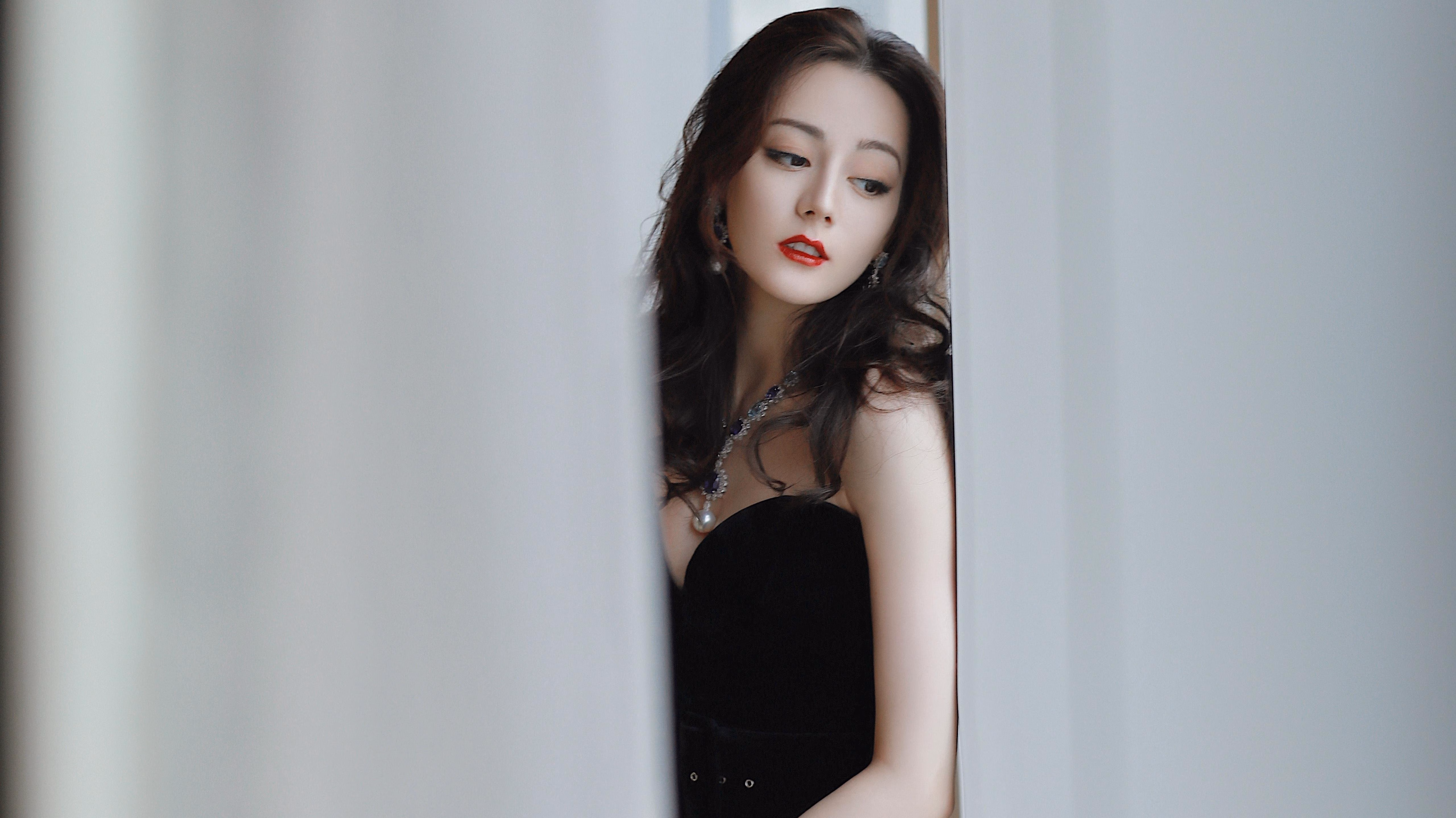 开云体育-新星闪耀掌控全局，拉梅洛戏耍绿军，老鹰节奏艺术令波士顿窒息